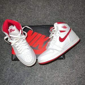 Air Jordan 1 Retro High OG 575441-103 Youth 7 Sneakers